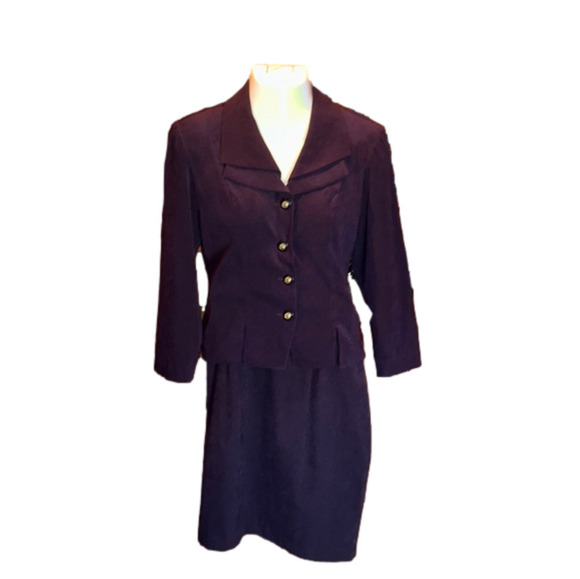 𝅺DJ & CO by Dawn Joy Dark Plum Color Faux Suede 2-Piece Skirt Suit Size 12 - Picture 1 of 9